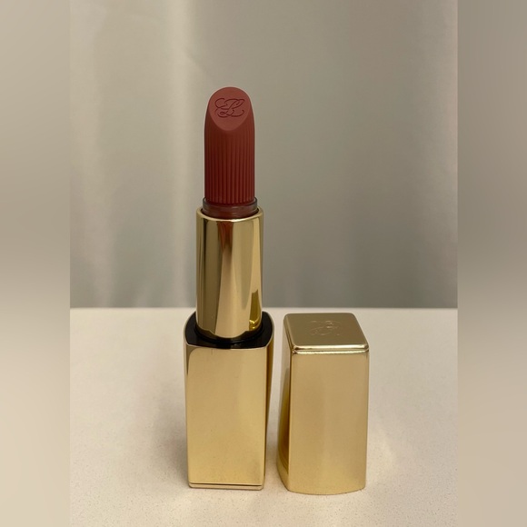 Estee Lauder Pure Color Creme Lipstick 670 Bold Desires - New - Picture 4 of 5